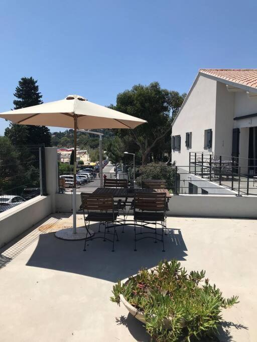 Duplex Vue Mer Plage De Saint-Clair Le Lavandou Exteriör bild