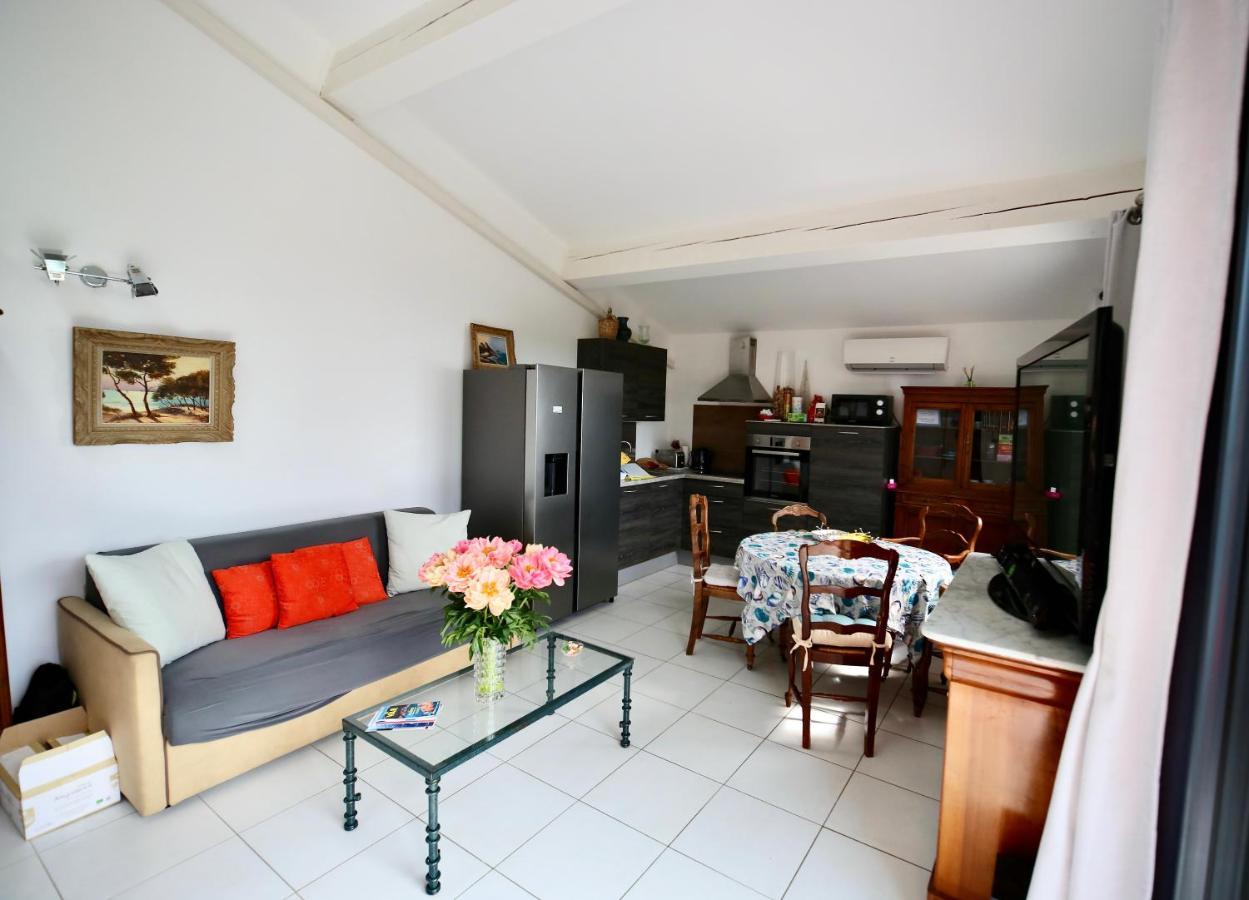 Duplex Vue Mer Plage De Saint-Clair Le Lavandou Exteriör bild