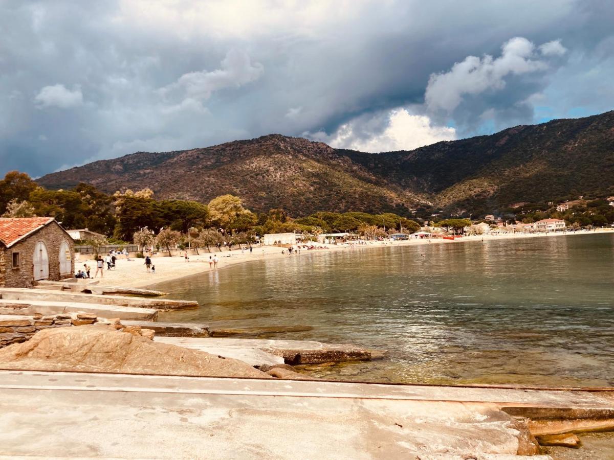 Duplex Vue Mer Plage De Saint-Clair Le Lavandou Exteriör bild